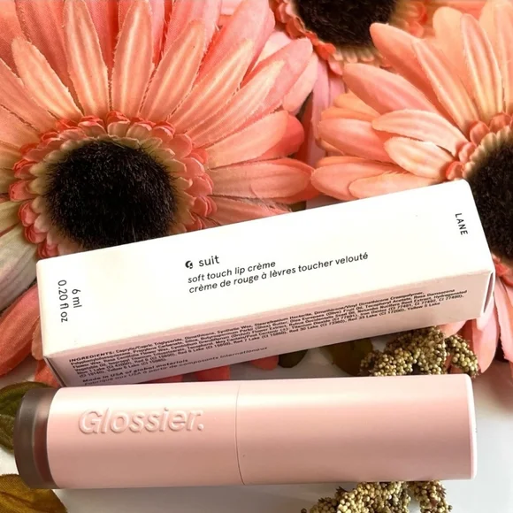 Glossier G Suit in LANE - Picture 2 of 4